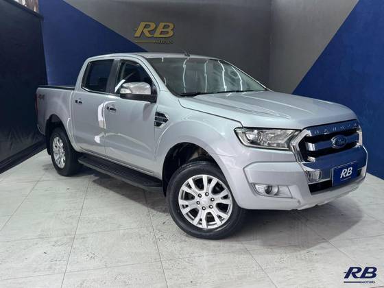 FORD RANGER 3.2 XLT 4X4 CD 20V DIESEL 4P AUTOMÁTICO FORD RANGER 3.2 XLT 4X4 CD 20V DIESEL 4P AUTOMÁTICO